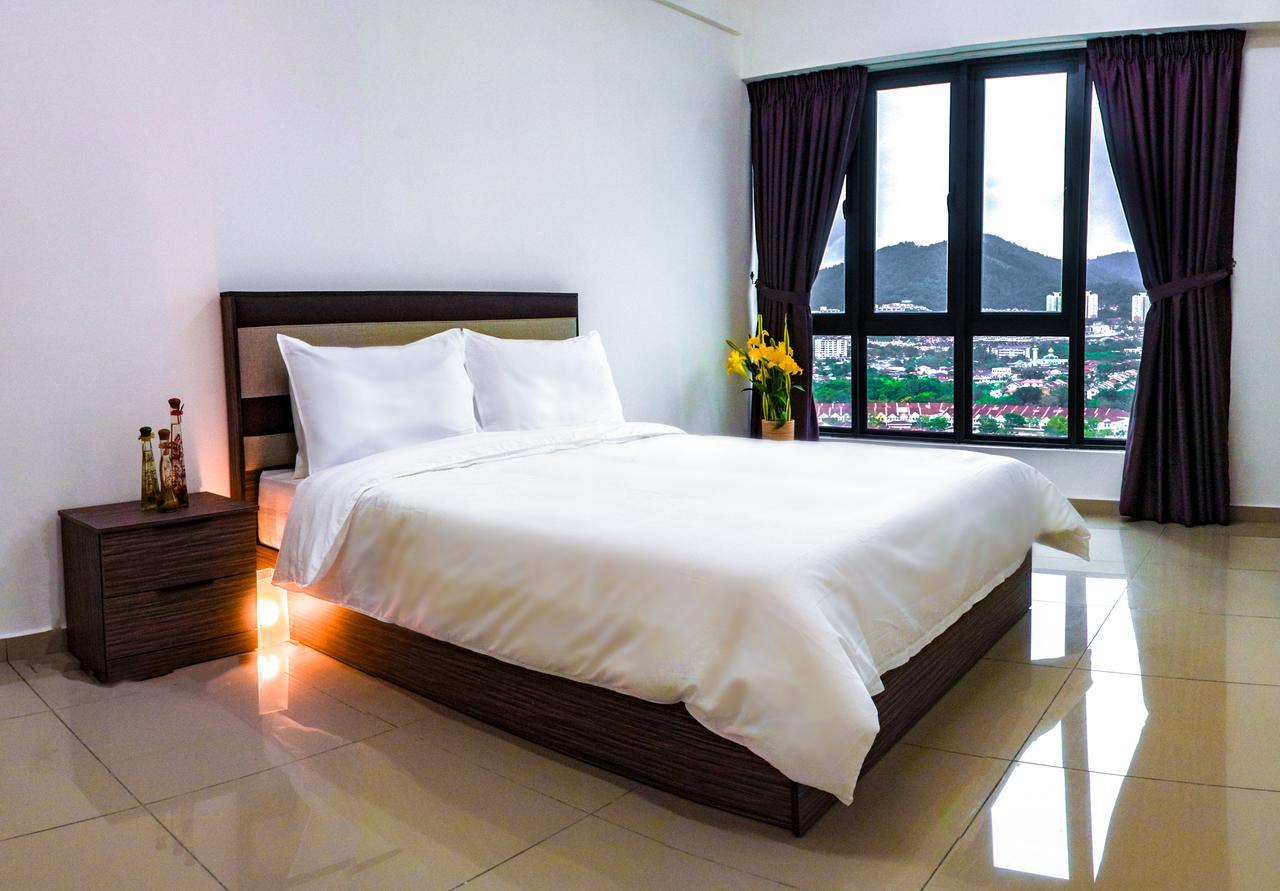 Lazy Traveler'S Suite By D Imperio Homestay George Town  Kültér fotó